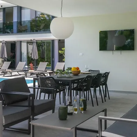 Flensburgia - Peaceful Garden Hideaway Apartment *
